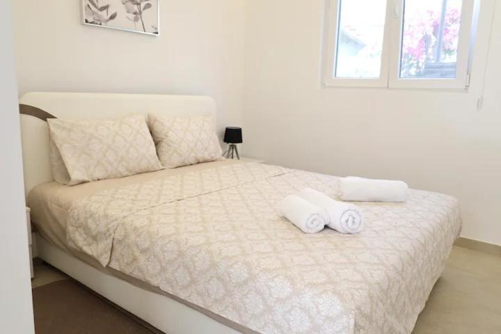 Apartments R&M Tivat Kültér fotó