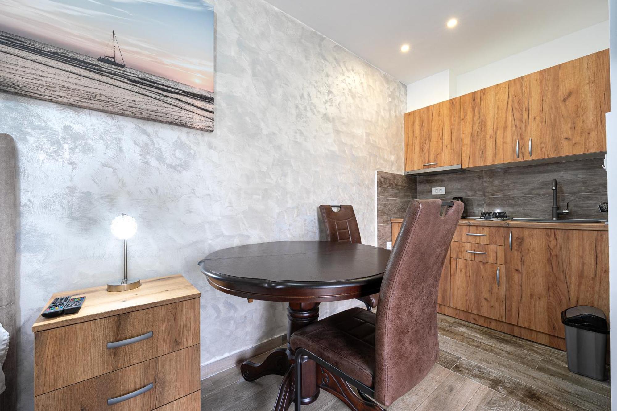 Apartments R&M Tivat Kültér fotó
