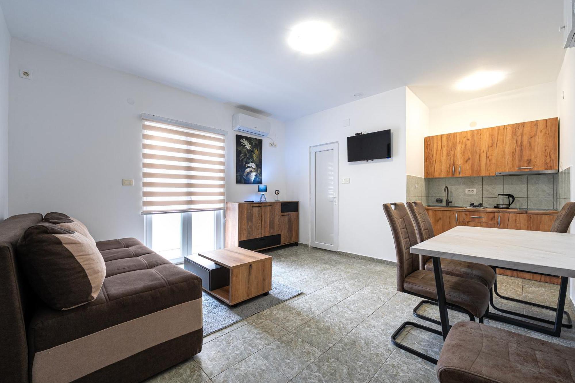 Apartments R&M Tivat Kültér fotó