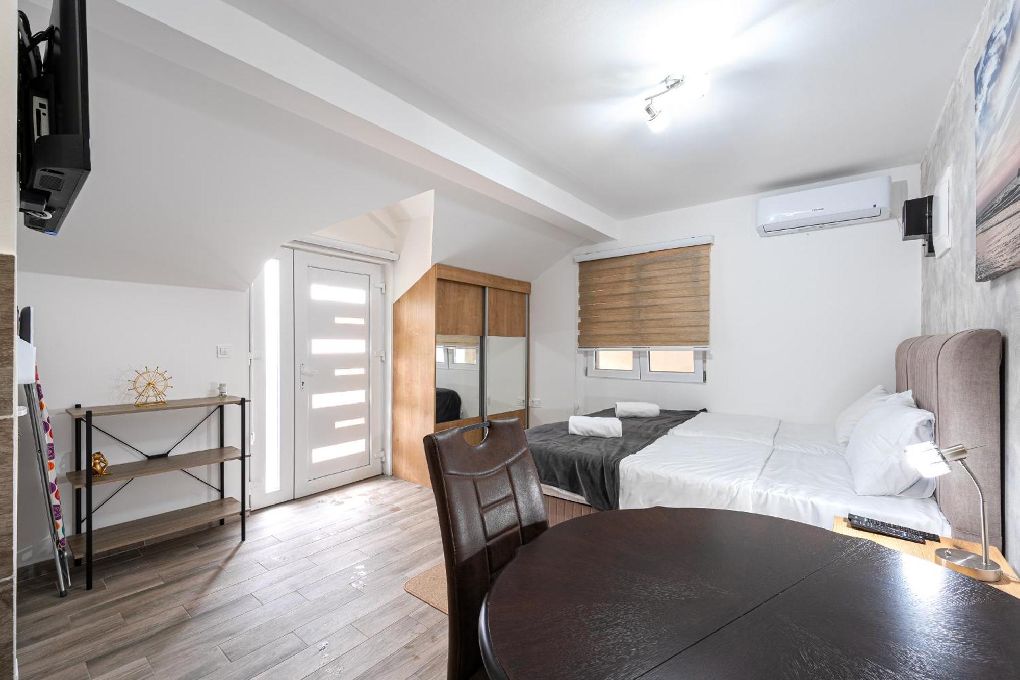 Apartments R&M Tivat Kültér fotó