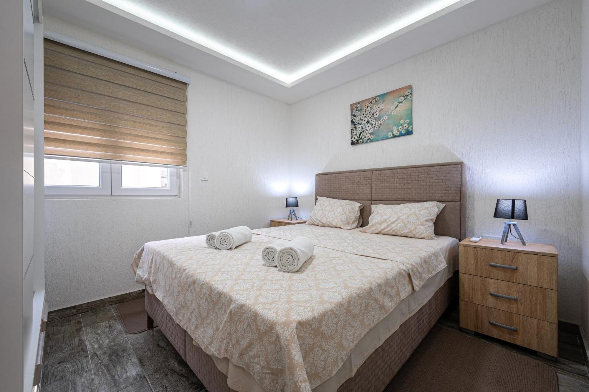 Apartments R&M Tivat Kültér fotó