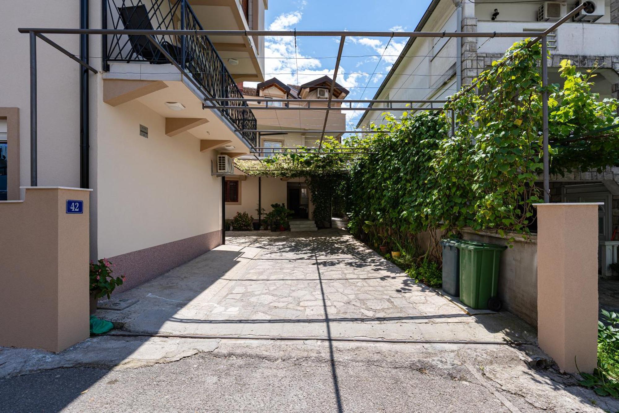 Apartments R&M Tivat Kültér fotó