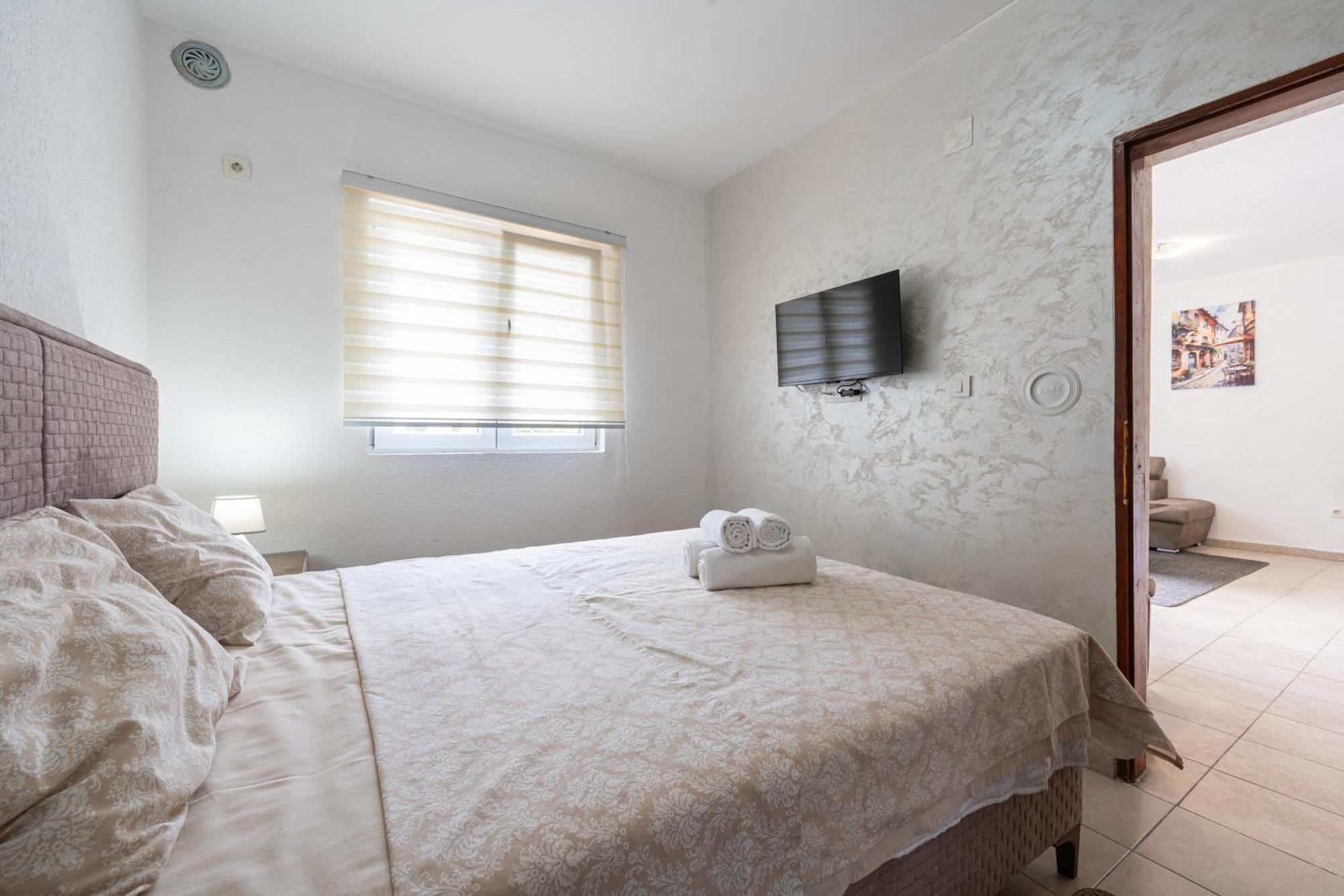 Apartments R&M Tivat Kültér fotó
